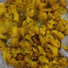 A picture of Aloo gobhi.