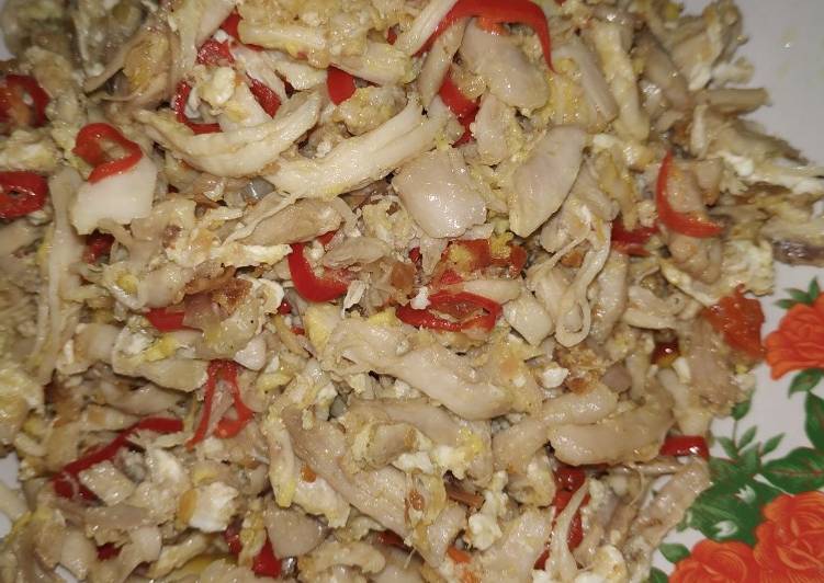 Sambal goreng ayam suwir