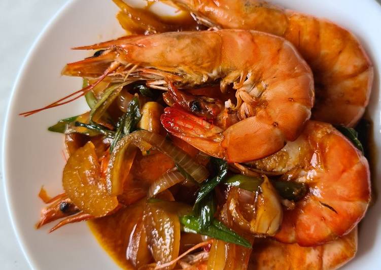 Simple Way to Make Ultimate Stir Fry Prawn w/ Worcestershire sauce