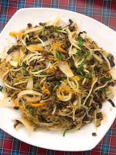 Hình của món Miến xào lươn.