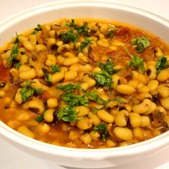 A picture of Spiced Black eyed peas.