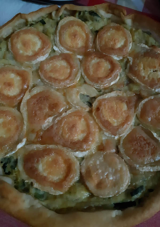 Una foto de Quiche de calabacín y queso de cabra
