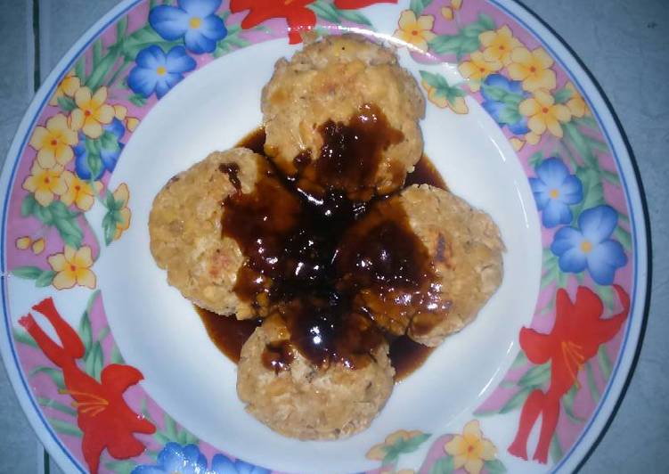 Steak Tempe with Black Pepper Sauce