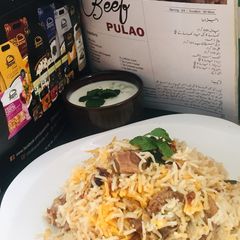 A picture of Yakhni pulao.