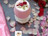 रिफ्रेशिंग रोझ लस्सी (Rose Lassi Recipe In Marathi)