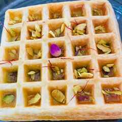 A picture of Pistachio baklava waffle.