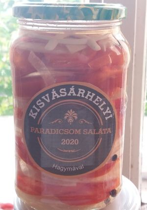 Hagymás paradicsomsaláta télire, befőzőautomatával recept fotója