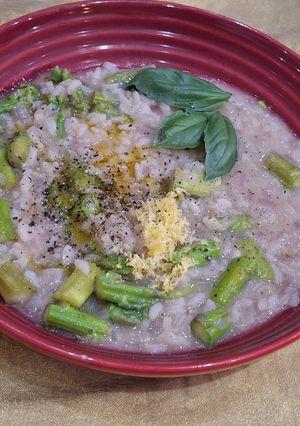 A picture of Lemon Asparagus Risotto.