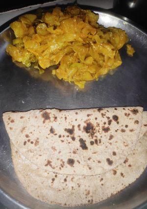 पत्ता गोभी की सब्जी (Patta Gobhi ki sabzi recipe in hindi) रेसिपी मुख्य फोटो