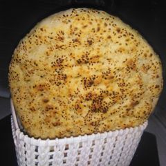 Tiloon wala naan (saseme flat bread) A picture of Tiloon wala naan (saseme flat bread).