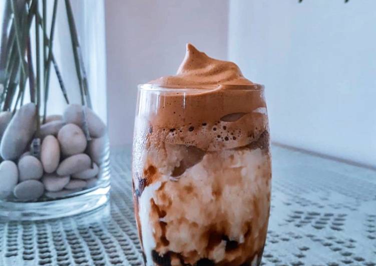 Resep Dalgona coffe with boba Anti Gagal