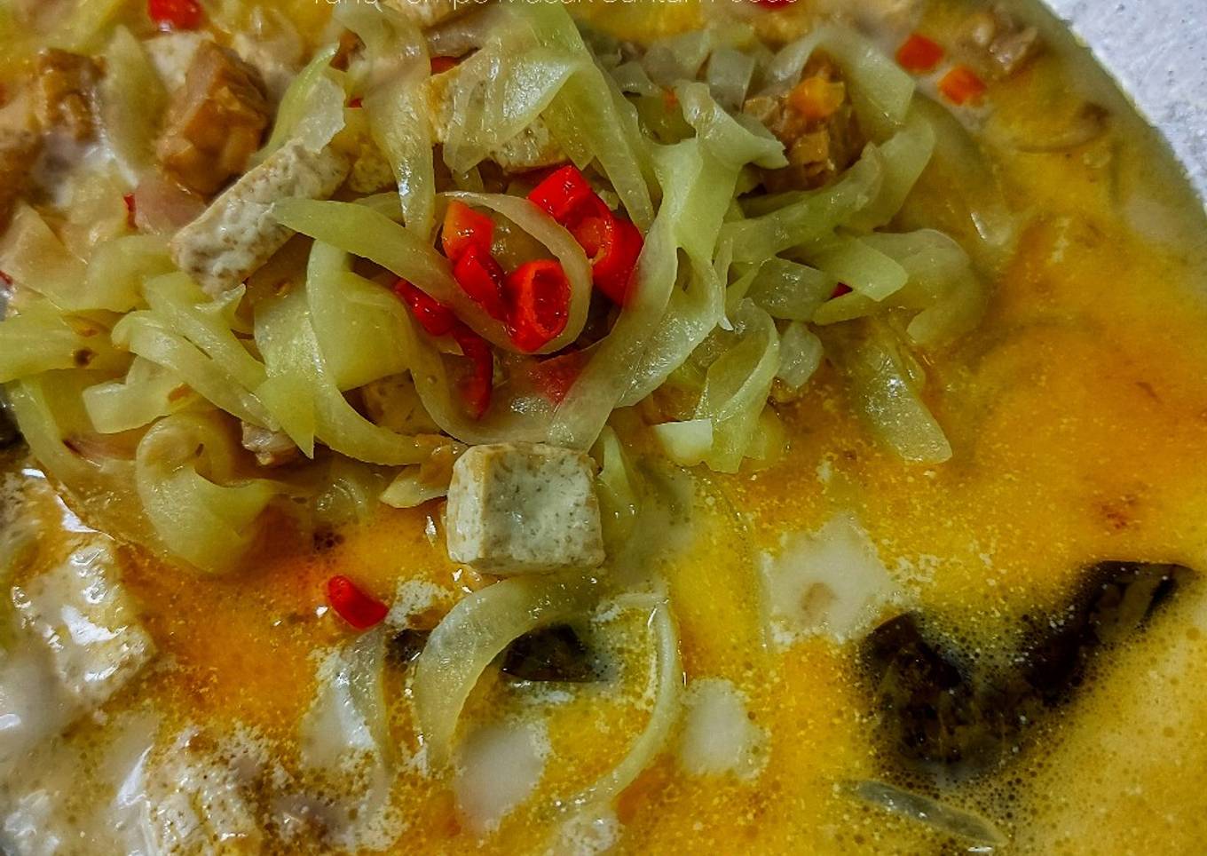 Pasrah Pepaya Muda Tahu Tempe Santan Pedas