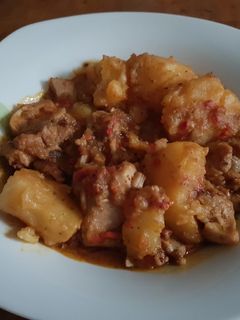 Una foto de Guisado de pollo