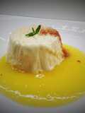 Semifreddo alla cannella  con cioccolato bianco e crema di mango al peperoncino