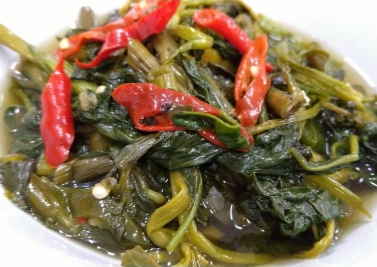 Tumis kangkung hemat