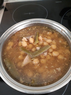 Una foto de Cocido en olla GM a fuego lento