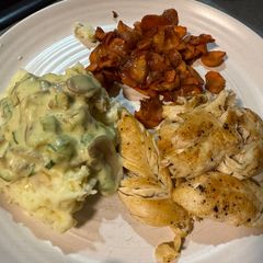 A picture of Mushroom Chicken & Mashed Potatoes.