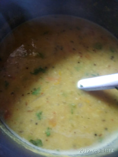 A picture of Dal tadaka/kolhapuri.