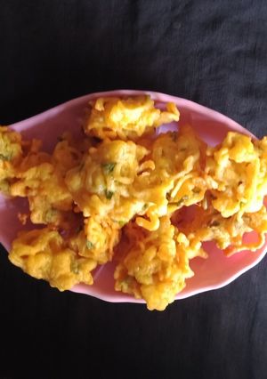 મેગી પકોડા(maggi pakoda recipe in Gujarati ( રેસીપી મુખ્ય ફોટો