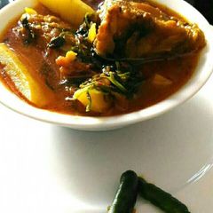 Fish curry with tomato A picture of Fish curry with tomato.