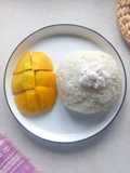 Songkolo mangga kelapa