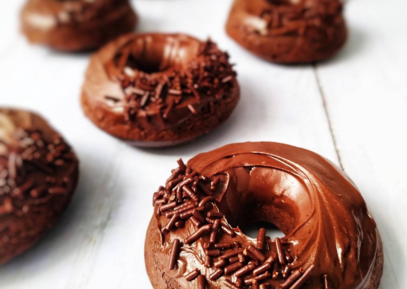 Chocolate Baked Donuts