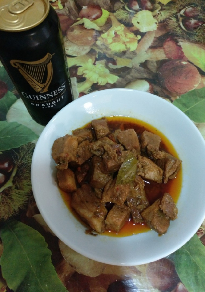 Una foto de Estofado de secreto ibérico con Guinness