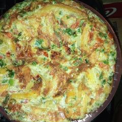 A picture of French fries omlete(chips omlete).