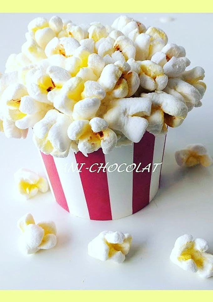 Una foto de Cupcakes de cine "palomitas falsas de marshmallows" paso a paso