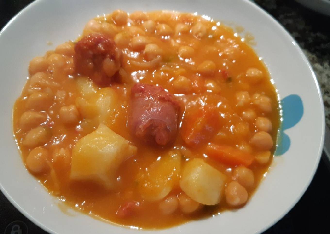 Garbanzos de bote con verduras y chorizo