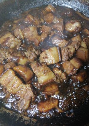 A picture of Pork Adobong Tagalog.