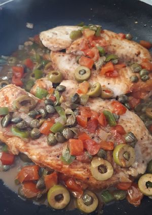 Una foto de Pescado a la veracruzana fácil y deli (tilapia)