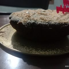 A picture of Twa A Chocolaty Cake.