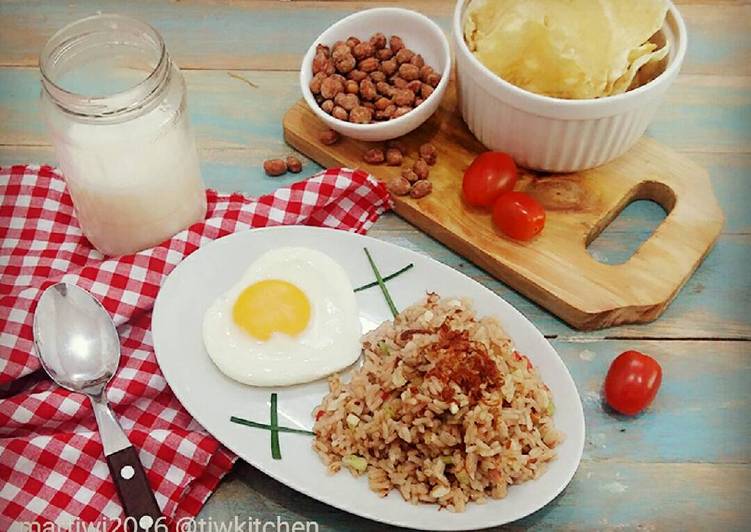 Nasi Goreng Terasi Sederhana ala Ibu saya