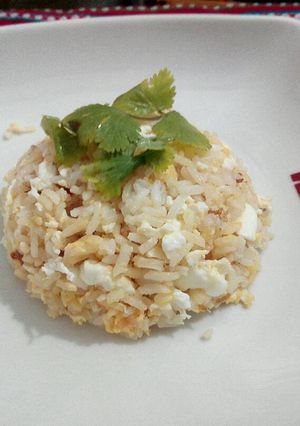Foto principal de Huevos revueltos con arroz