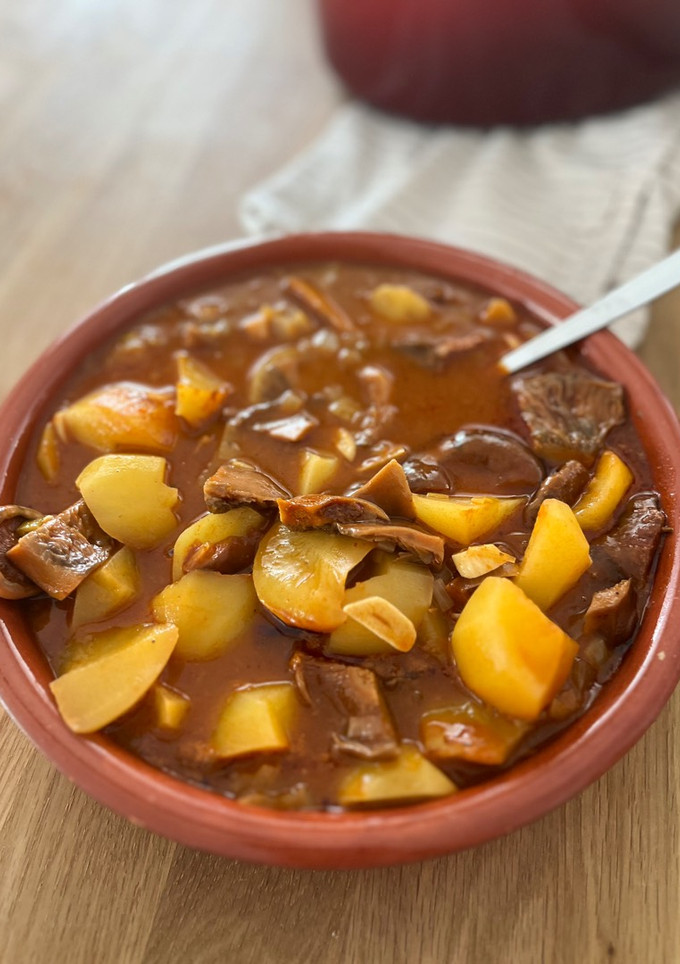 Una foto de Níscalos con patatas (guiso de rovellons) | Otoño de batch cooking