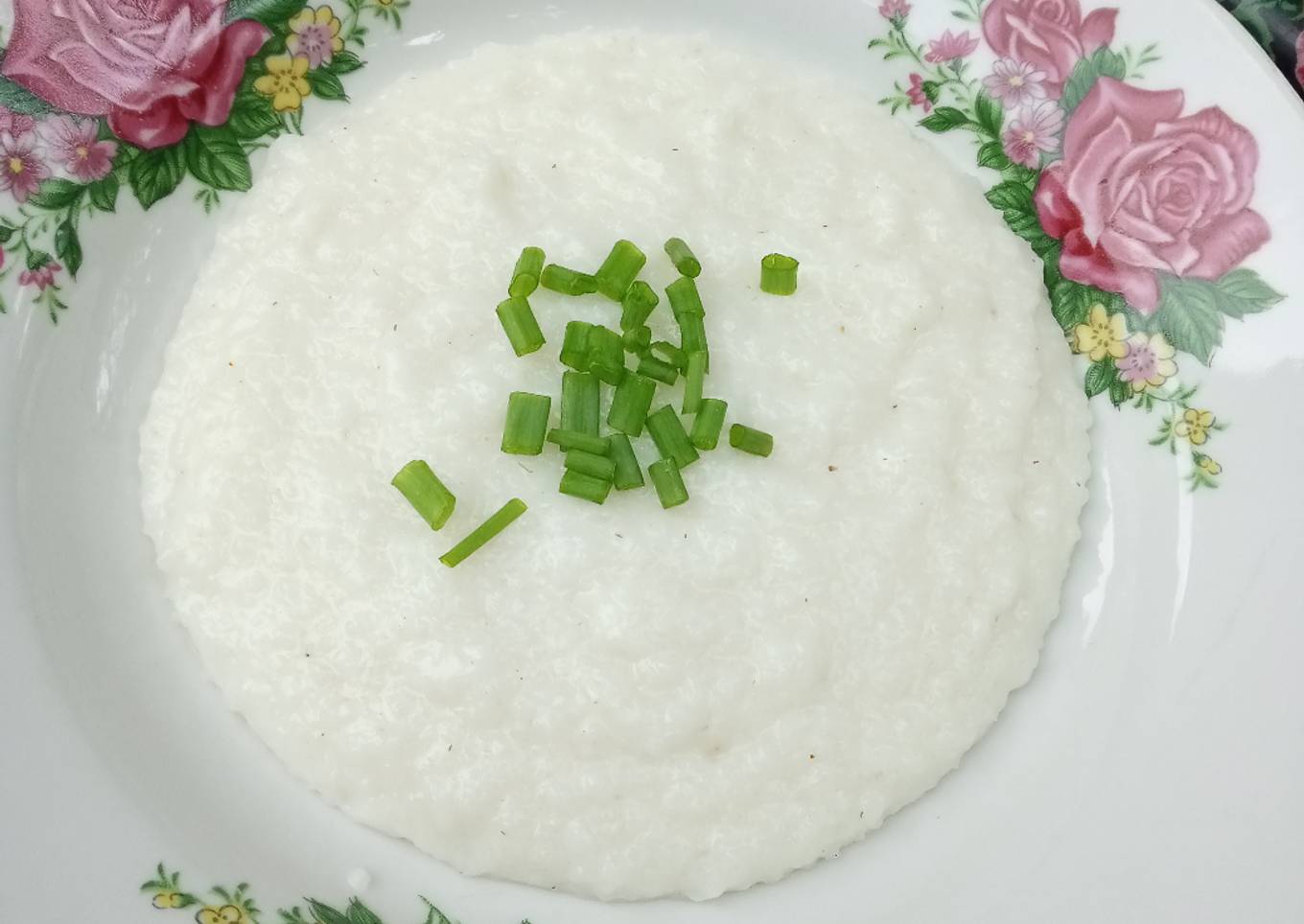 Bubur nasi gurih dari nasi semalam