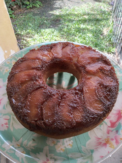 Una foto de Torta de manzana invertida ♡