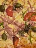 Pizza argentina casera con masa esponjosa