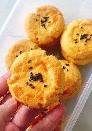 Hình của món Bánh Quy Trứng Muối - Salted Egg Yolk Cookies.