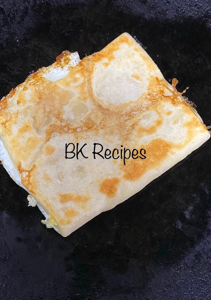 சிங்கப்பூர் ஸ்பெஷல் முட்டை பரோட்டா / ரொட்டி பரோட்டா🍳 செய்முறை முக்கிய புகைப்படம்