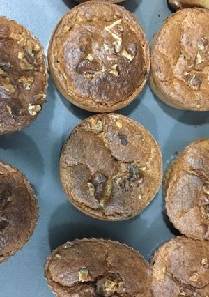 Una foto de Muffins de banana y Nuez