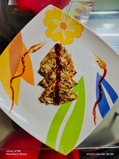 મેથી ભાખરી પીઝા રેસીપી મુખ્ય ફોટો