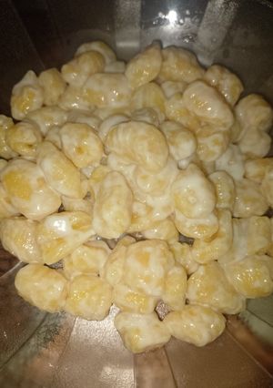 Una foto de Ñoquis de calabaza con salsa blanca..❤️‍🔥