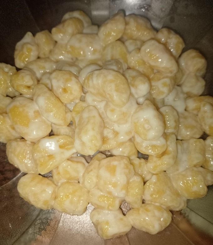 Una foto de Ñoquis de calabaza con salsa blanca..❤️‍🔥