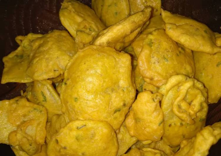 How to Prepare Award-winning Maru Bhajia #Jikoni challenge