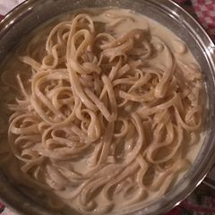 A picture of Easy Alfredo Sauce.