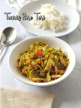 Bagaimana Menyiapkan Tumis pare teri yang Lezat Sekali