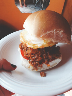 Una foto de Sándwich de carne mechada