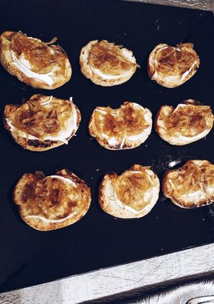A picture of Goat Cheese Crostini with Caramelized Onions.
